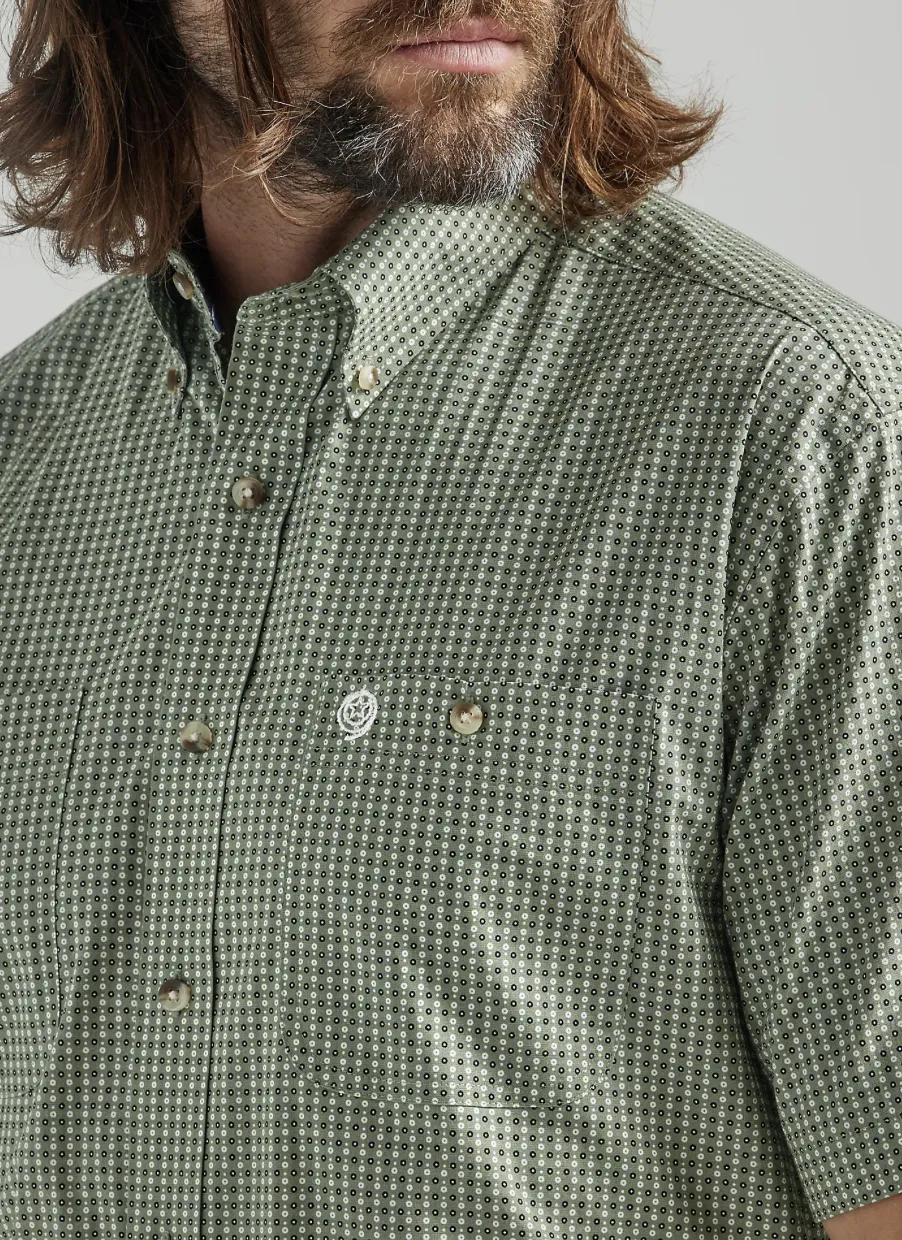112324896 - Wrangler Men's George Strait Short Sleeve Shirt - Green