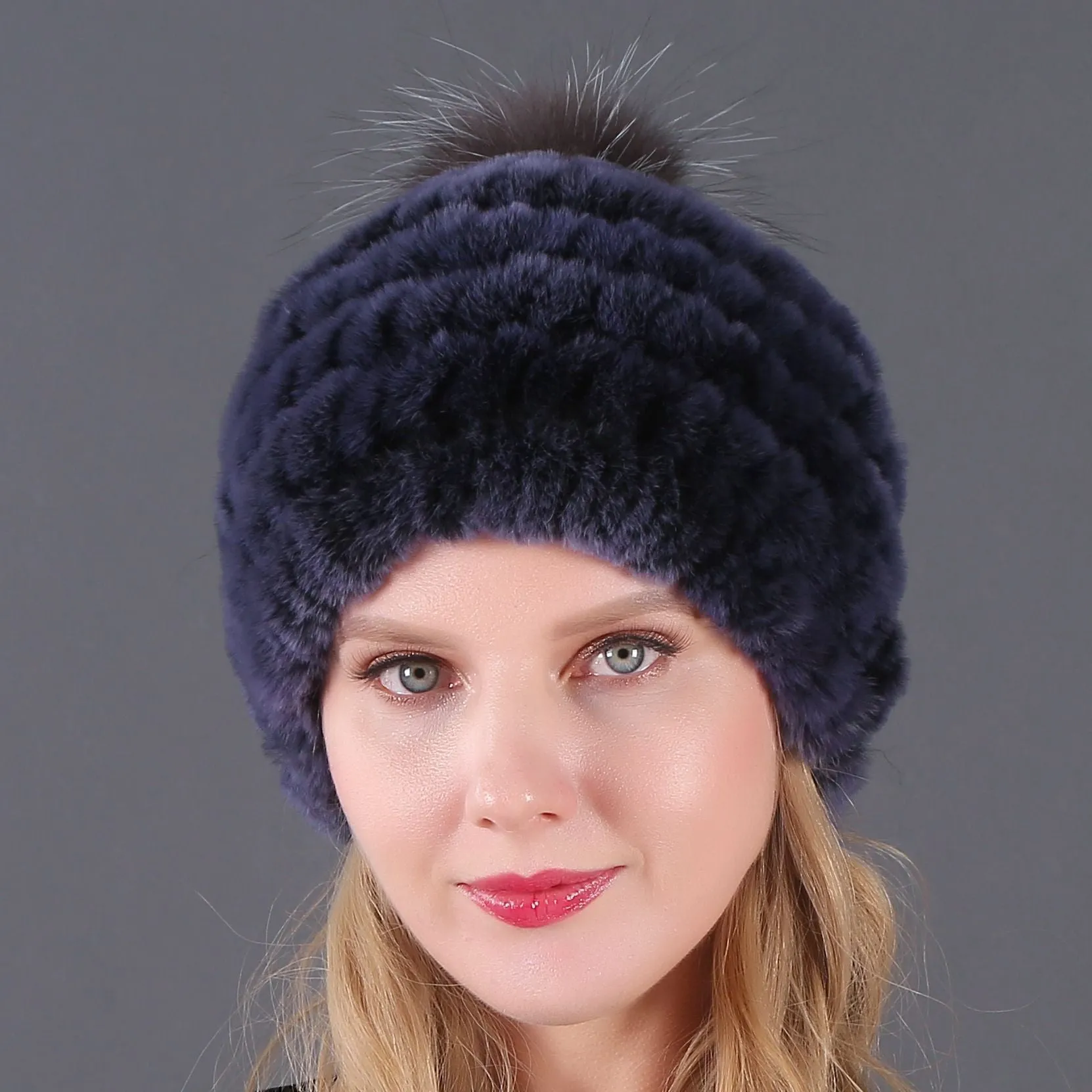 Autumn and winter ladies fur hat Rex rabbit fur warm fox fur ball cap ball cap
