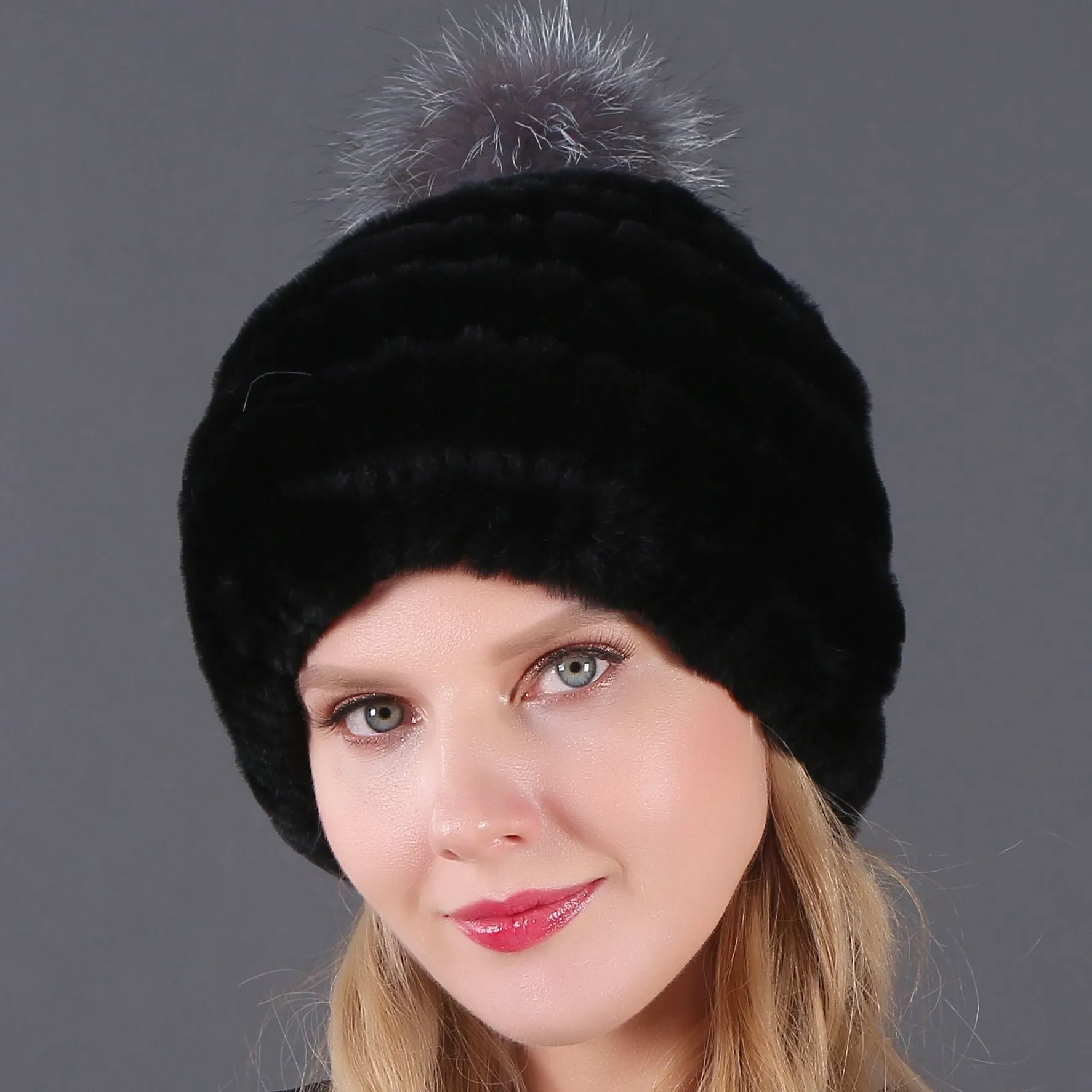Autumn and winter ladies fur hat Rex rabbit fur warm fox fur ball cap ball cap