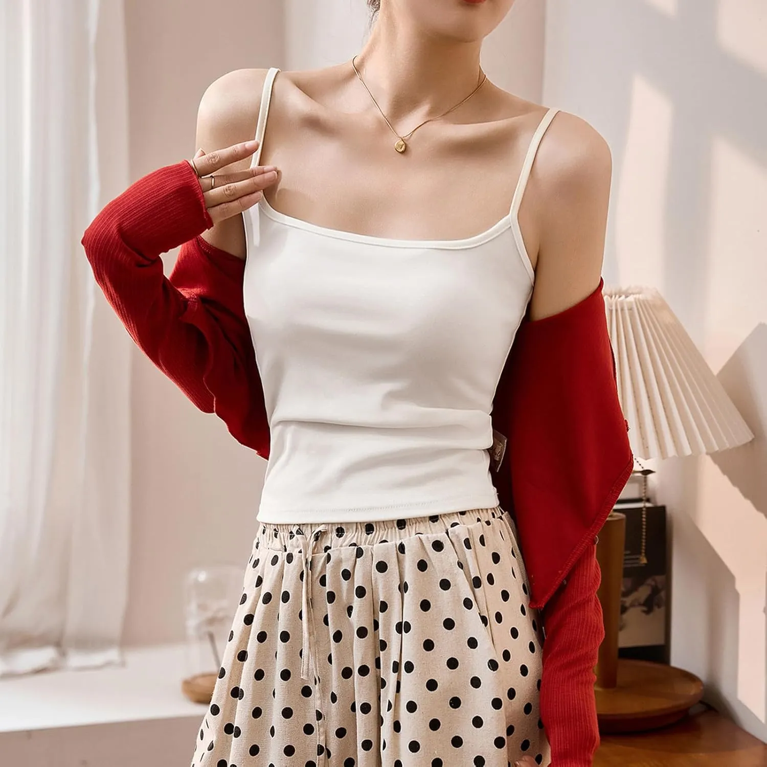 Summer Tank Tops for Women Trendy Casual Slim Sleeveless Tee Shirt Spaghetti Strap Camisole Going Out Clothes 2025
